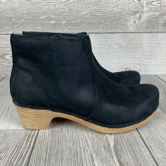 Dansko Shoes - DANSKO Maria Leather Ankle Boot Size 10.5